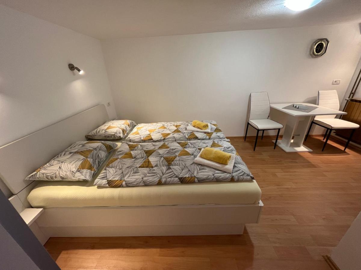 Apartmaji In Sobe Cuder Soča Kültér fotó
