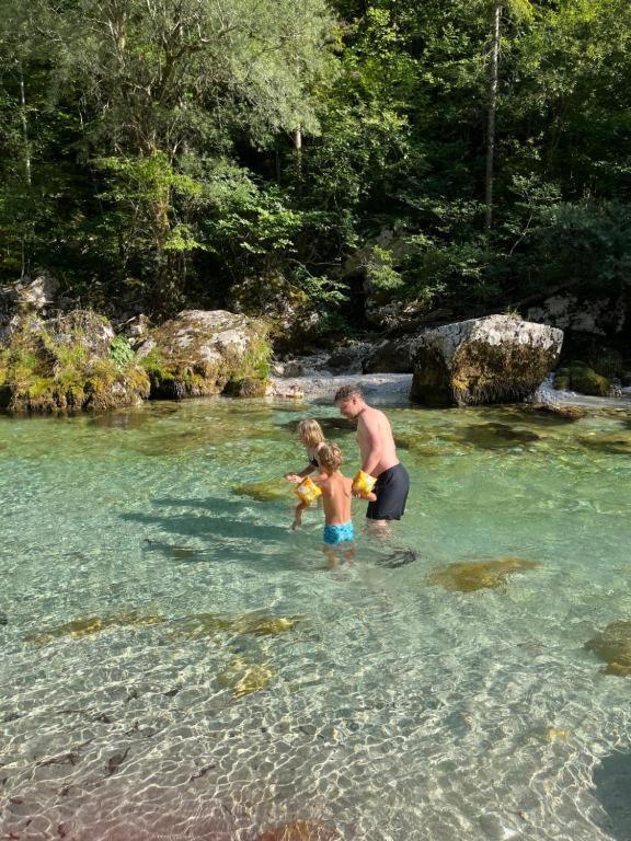 Apartmaji In Sobe Cuder Soča Kültér fotó
