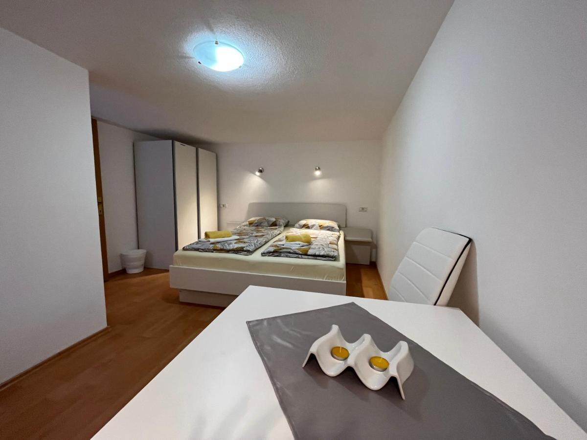 Apartmaji In Sobe Cuder Soča Kültér fotó