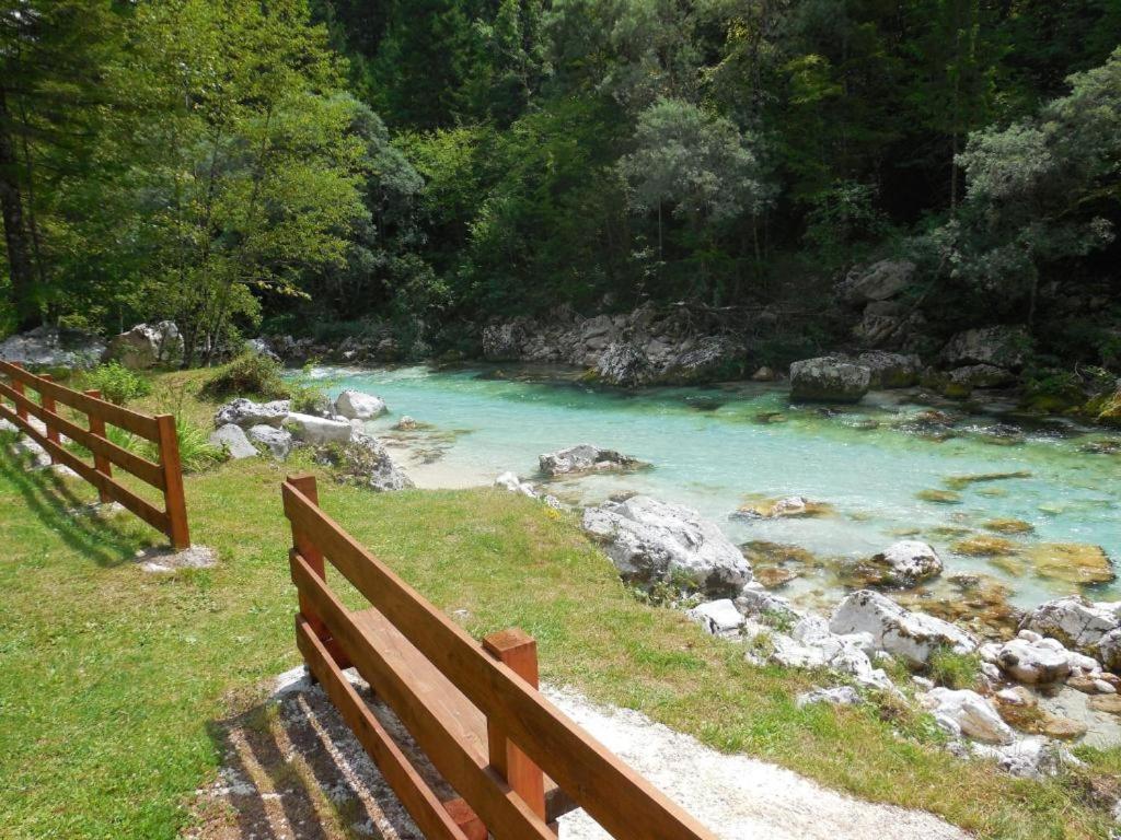 Apartmaji In Sobe Cuder Soča Kültér fotó