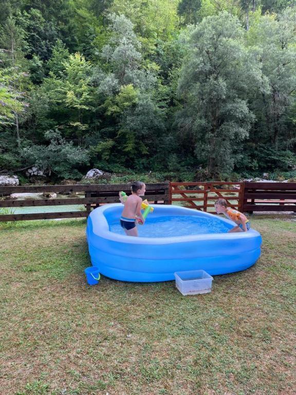 Apartmaji In Sobe Cuder Soča Kültér fotó