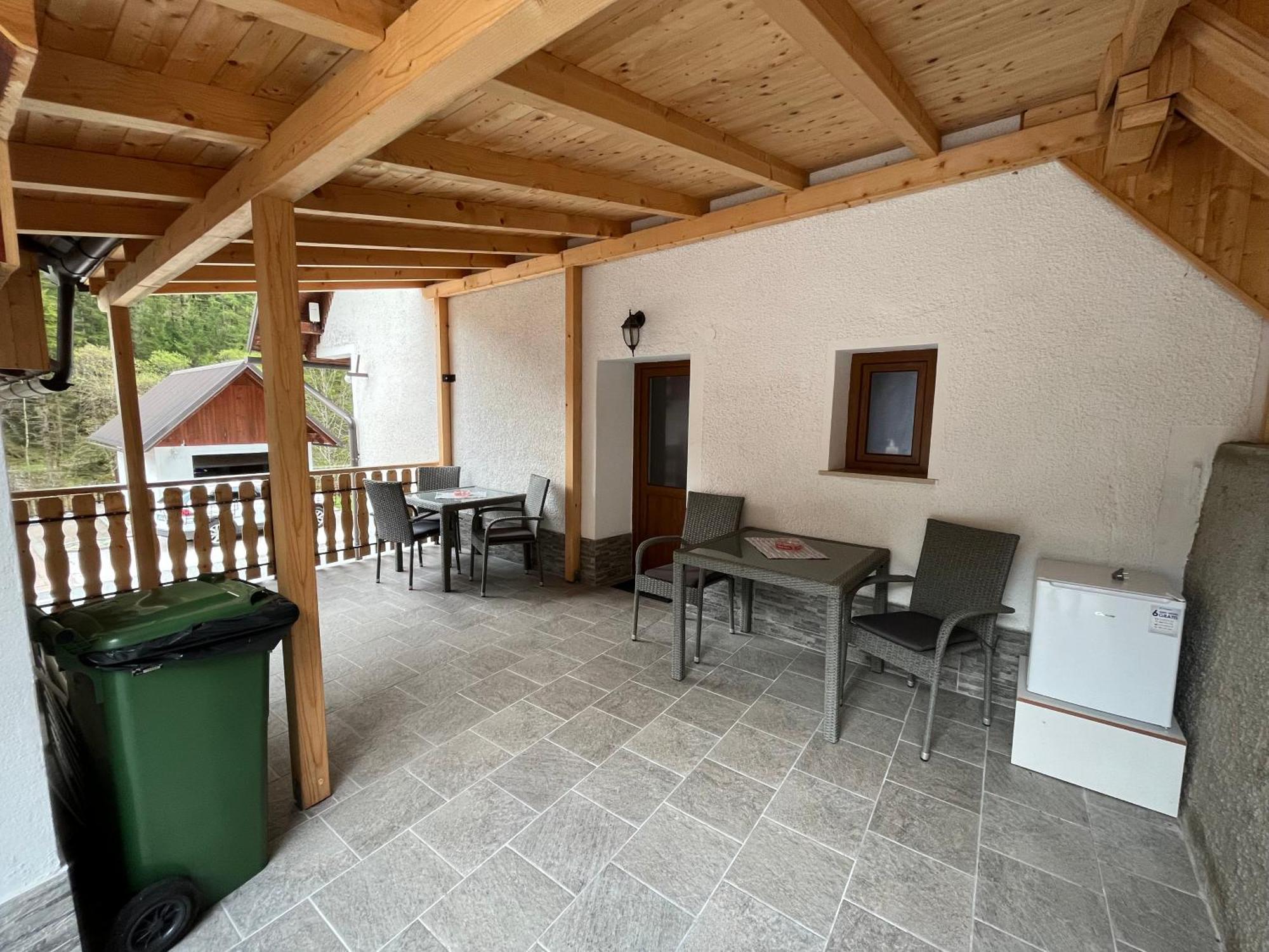Apartmaji In Sobe Cuder Soča Kültér fotó